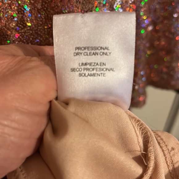 City Vibe rose gold sequin party dress. Size 5 NWOT - Picture 6 of 7